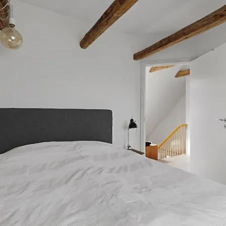 Holiday home 4 Bedroom Gorgeous In