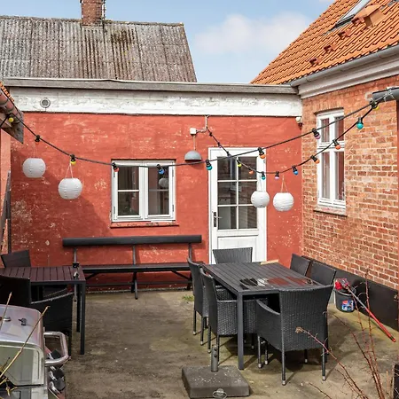 4 Bedroom Gorgeous In Svaneke